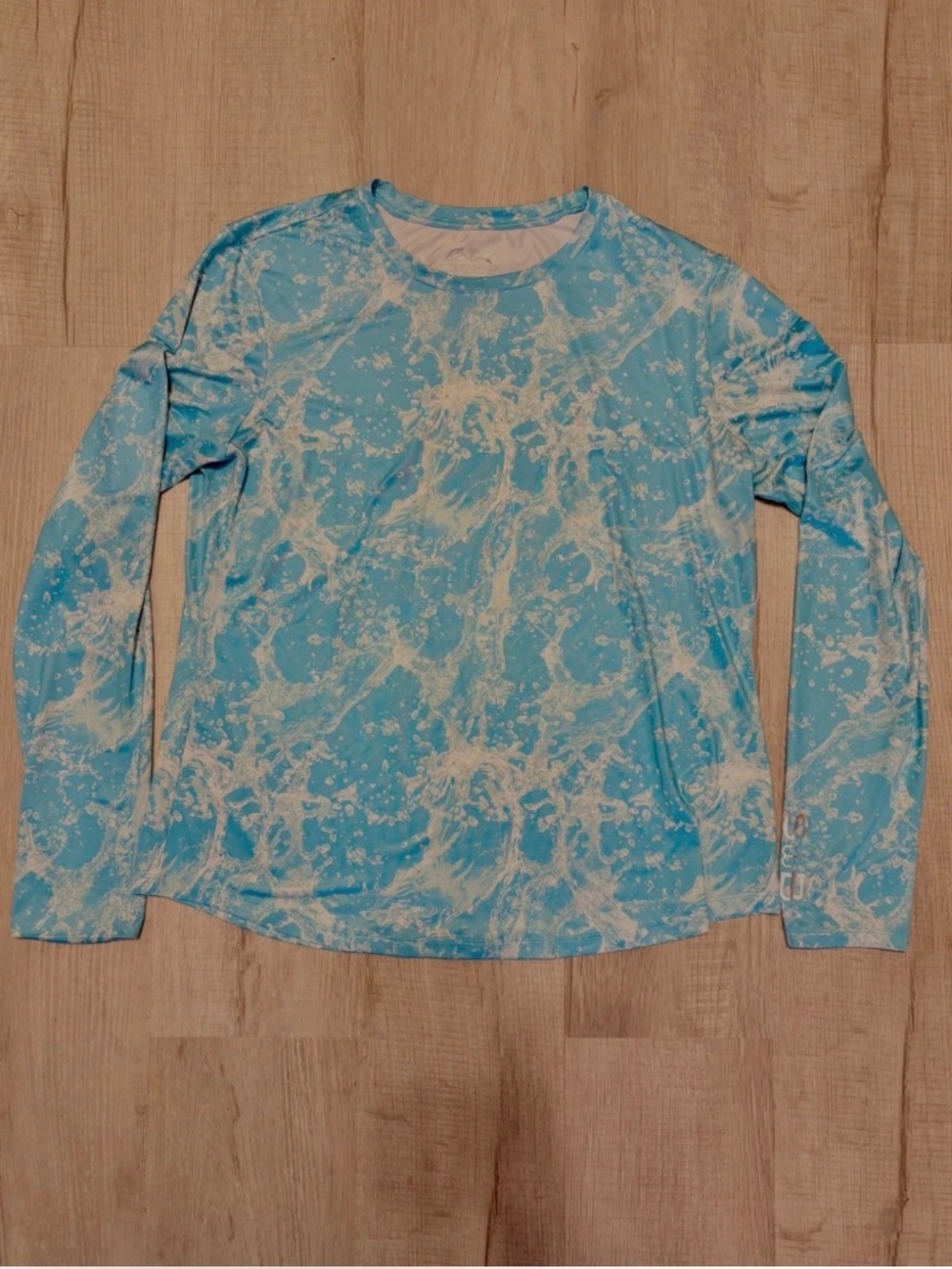 Silver Bait Womens UPF 50 Fishing Shirt Water Print Thumbholes Gorpcore Sz Large